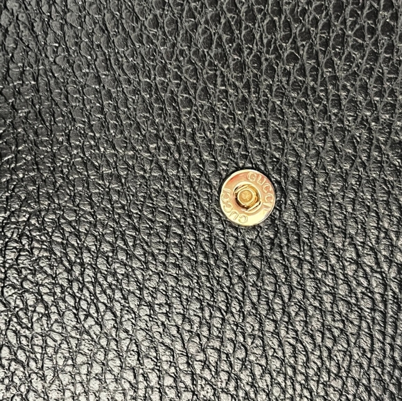 Gucci Interlocking leather shoulder bag - Picture 9 of 11